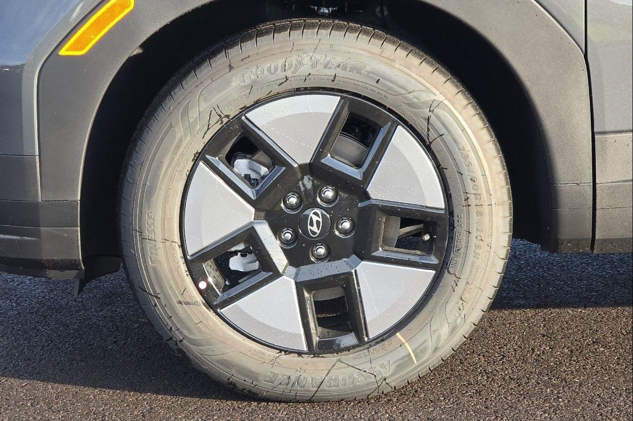 New 2026 Gray Hyundai SE image 25