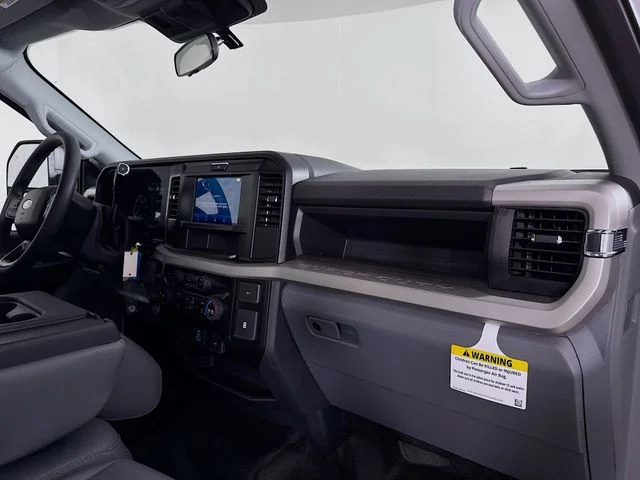 New 2026 Oxford White Ford XL image 22