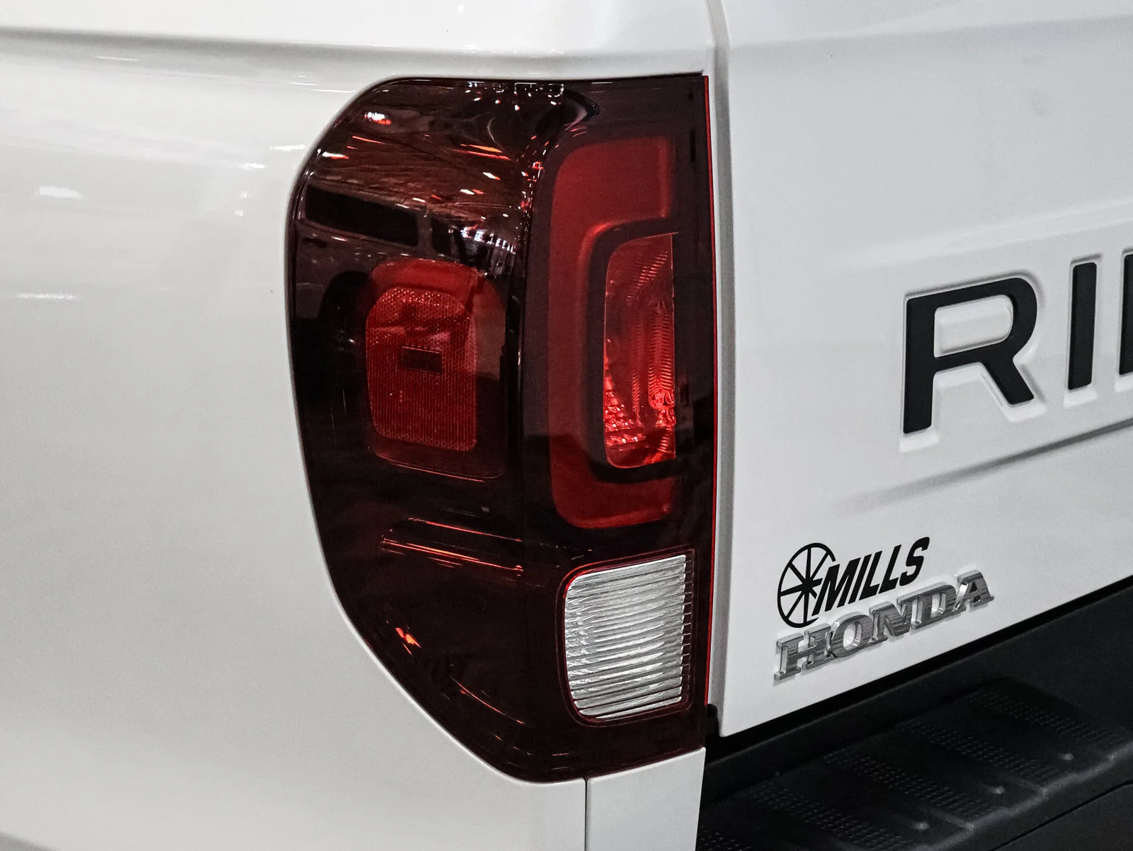 2024 Honda Ridgeline Sport - Photo 15