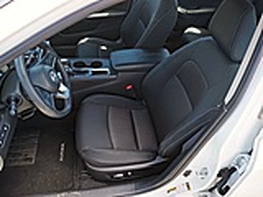 2025 Nissan Altima SV - Photo 21