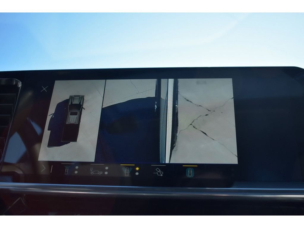 2025 Chevrolet Silverado 3500 HD LTZ - Photo 29