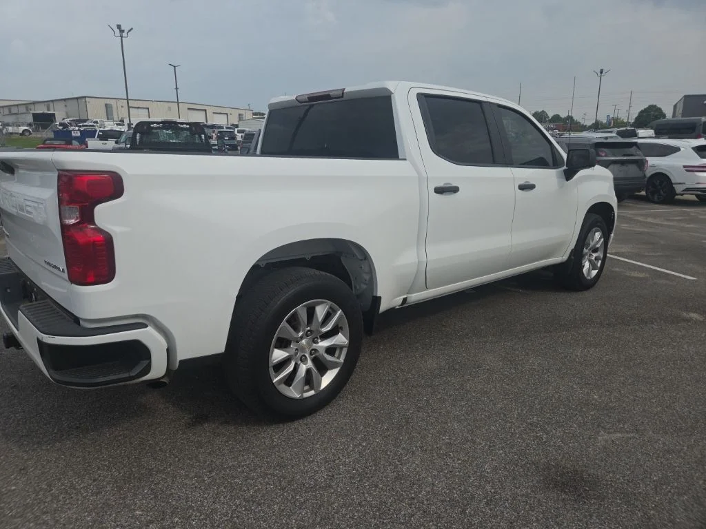 Certified Used 2022 White Chevrolet Custom image 9