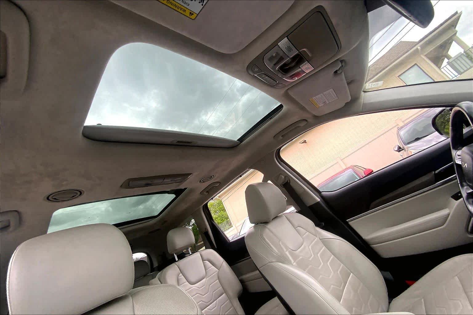 Used 2022 Dark Moss Kia SX image 13