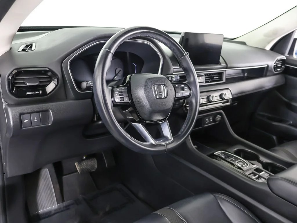 Used 2023 White Honda EX-L image 26