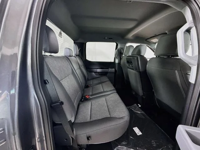 New 2026 Carbonized Gray Metallic Ford XLT image 53