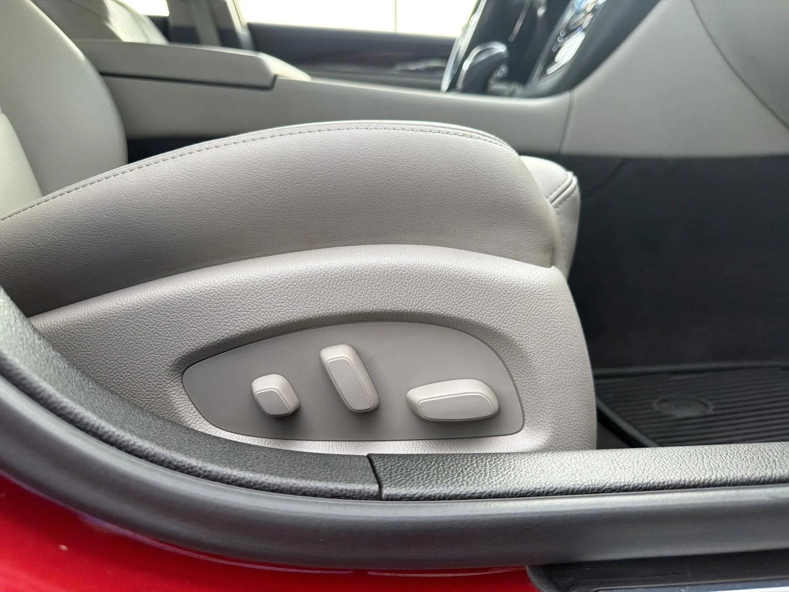 Used 2018 Red Obsession Tintcoat Cadillac AWD image 36