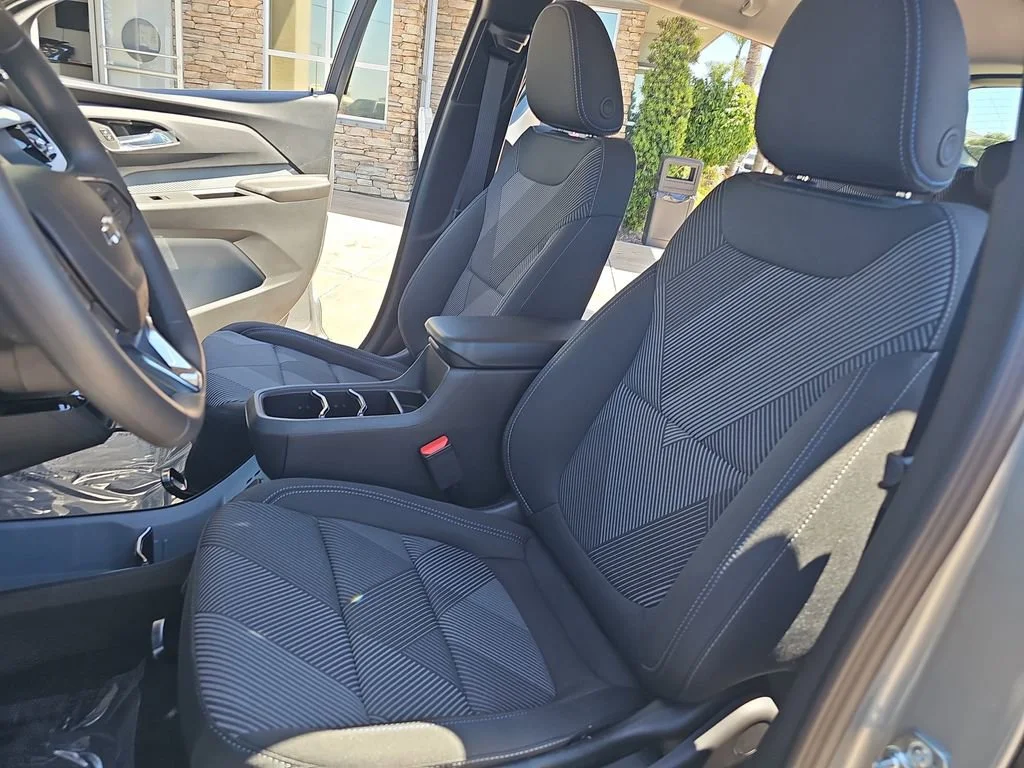 2027 Chevrolet Bolt LT - Photo 14