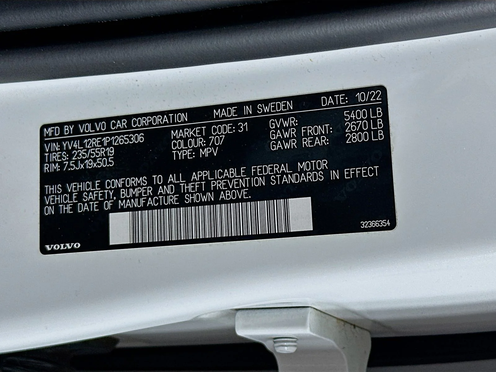 Used 2023 White Volvo B5 Plus Bright Theme image 33