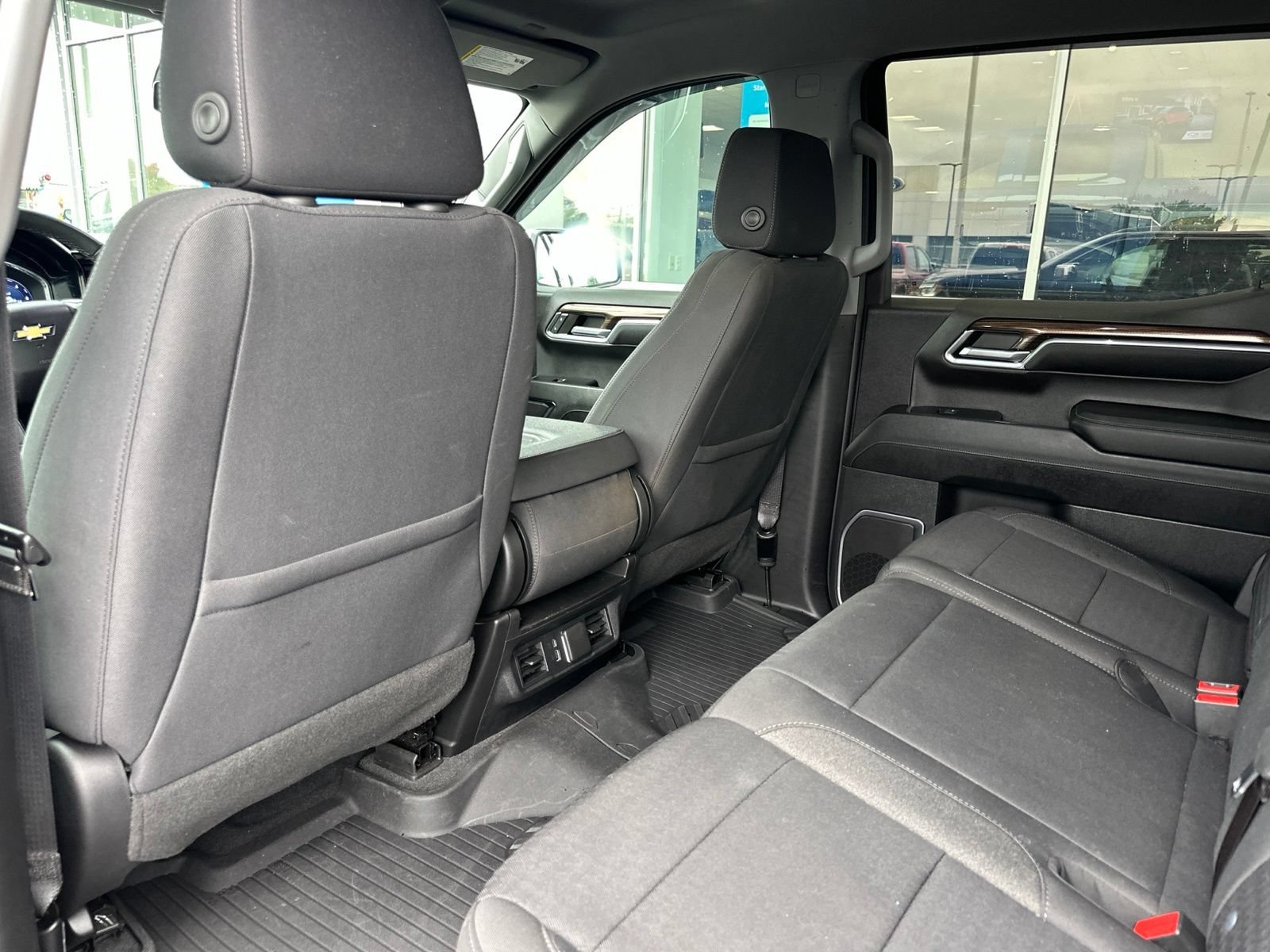 Used 2023 Dark Ash Metallic Chevrolet LT with Z71 Off-Road & Protection Package - Convenience Package - Remote Start - Trailering Package image 17
