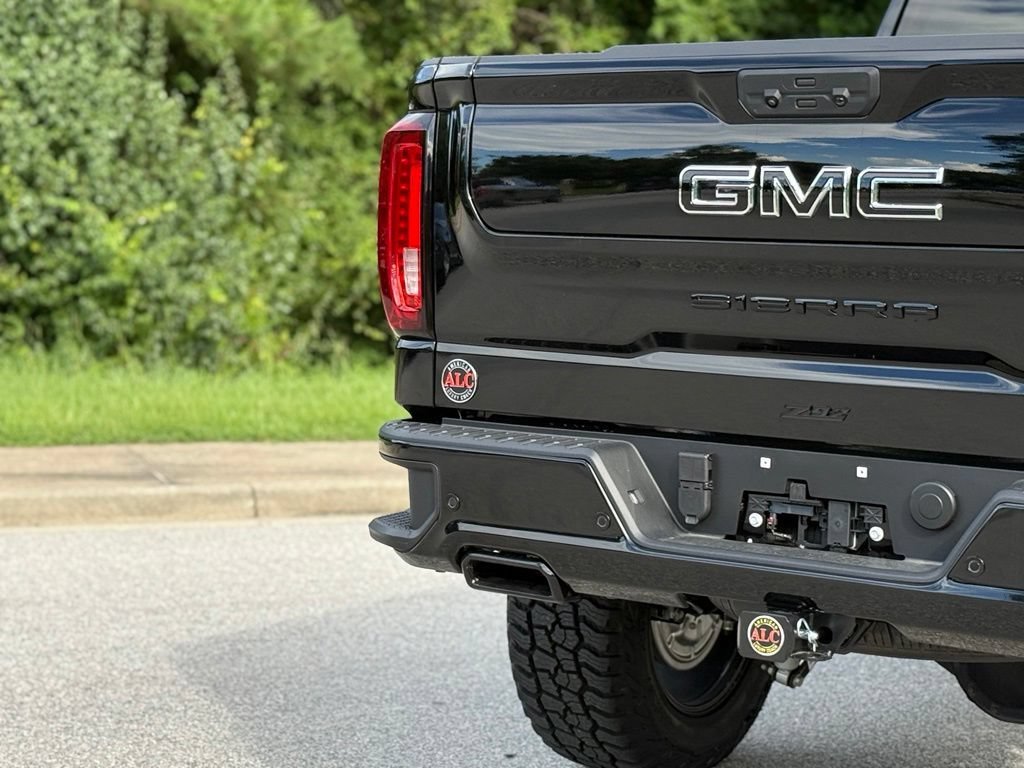 New 2026 Onyx Black GMC AT4 image 15
