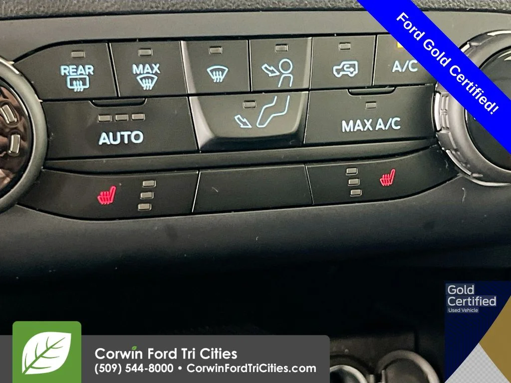 Used 2024 Desert Sand Ford Big Bend image 23
