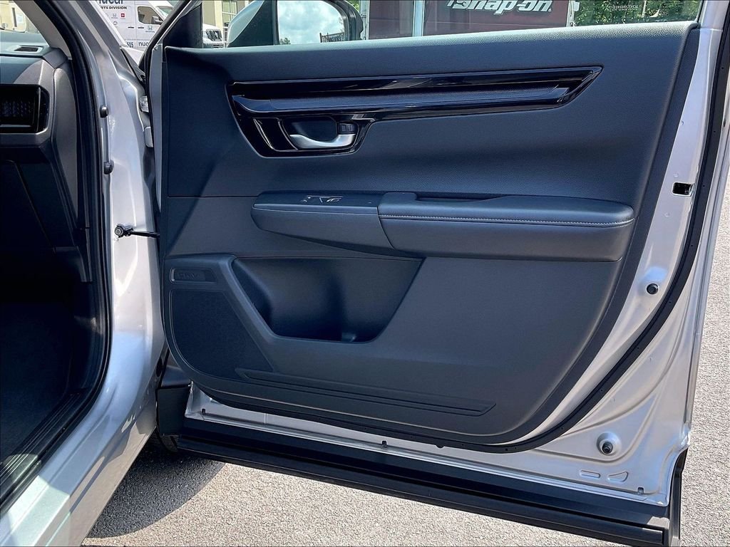 Used 2024 Silver Honda EX-L image 12