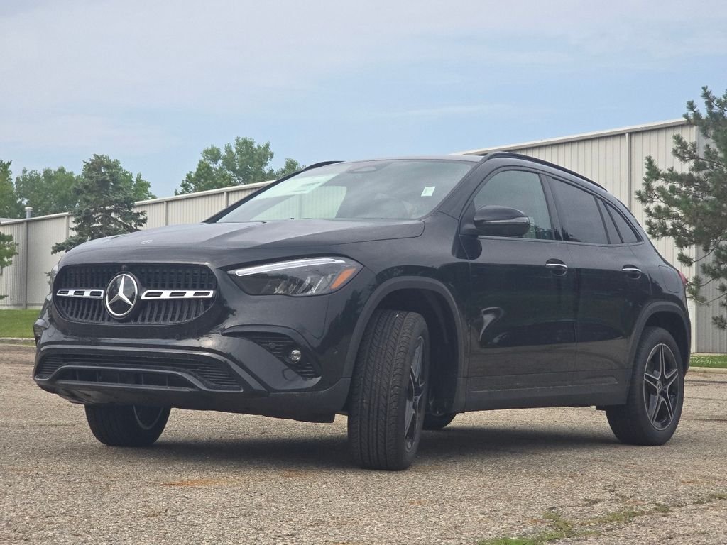 New 2026 Night Black Mercedes-Benz GLA 250 image 12