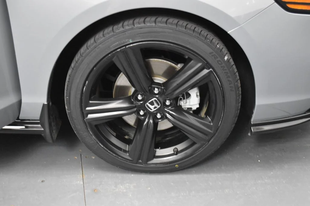 Used 2023 Gray Honda Sport-L image 31
