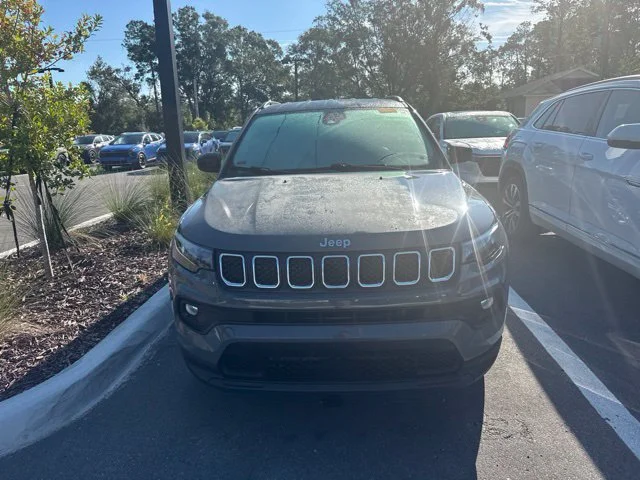Used 2023 Gray Jeep Latitude image 2