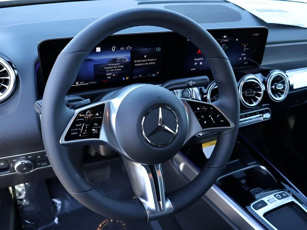 New 2026 Cosmos Black Metallic Mercedes-Benz GLB 250 image 88