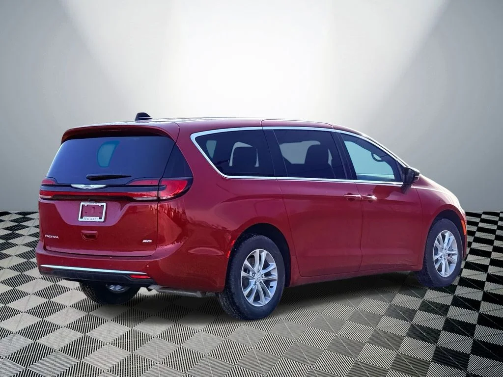 2026 Chrysler Pacifica Select - Photo 6