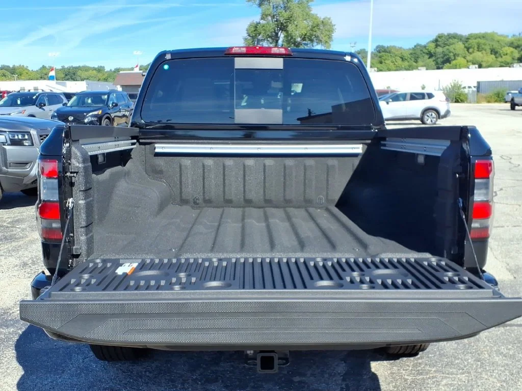 New 2027 Super Black Nissan Crew Cab SV image 5