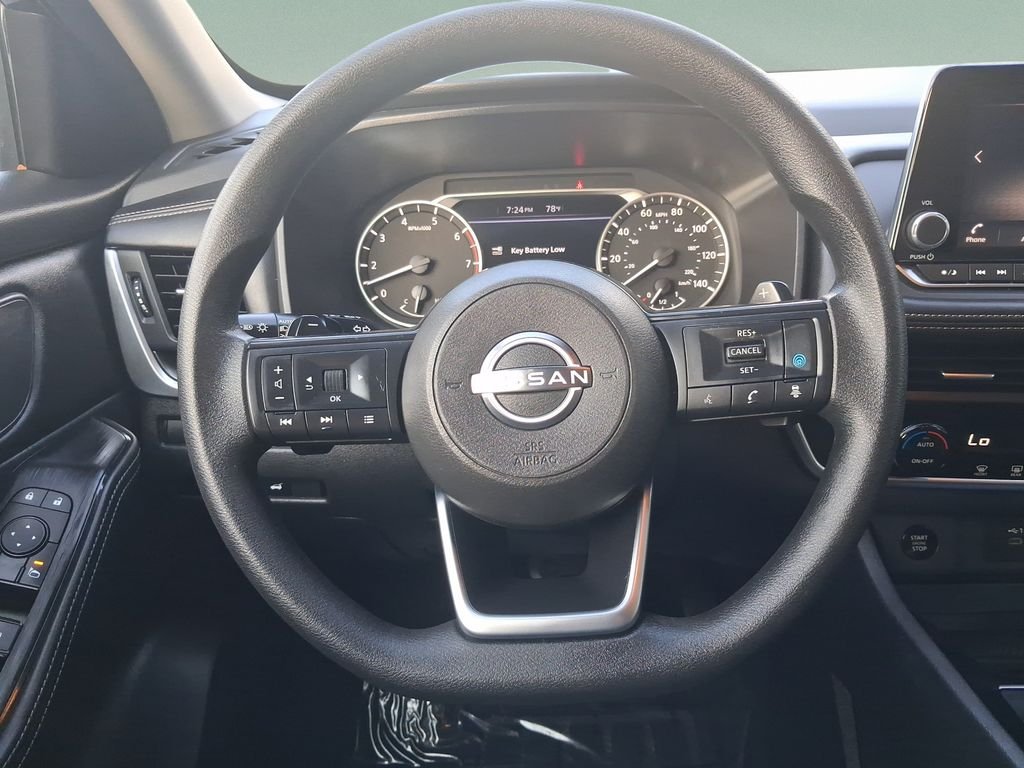 Used 2024 Gray Nissan SV image 15