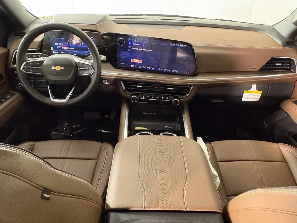 2027 Chevrolet Suburban High Country - Photo 45