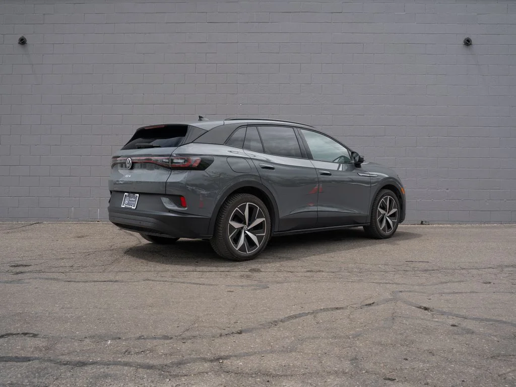 Used 2023  Volkswagen  image 7