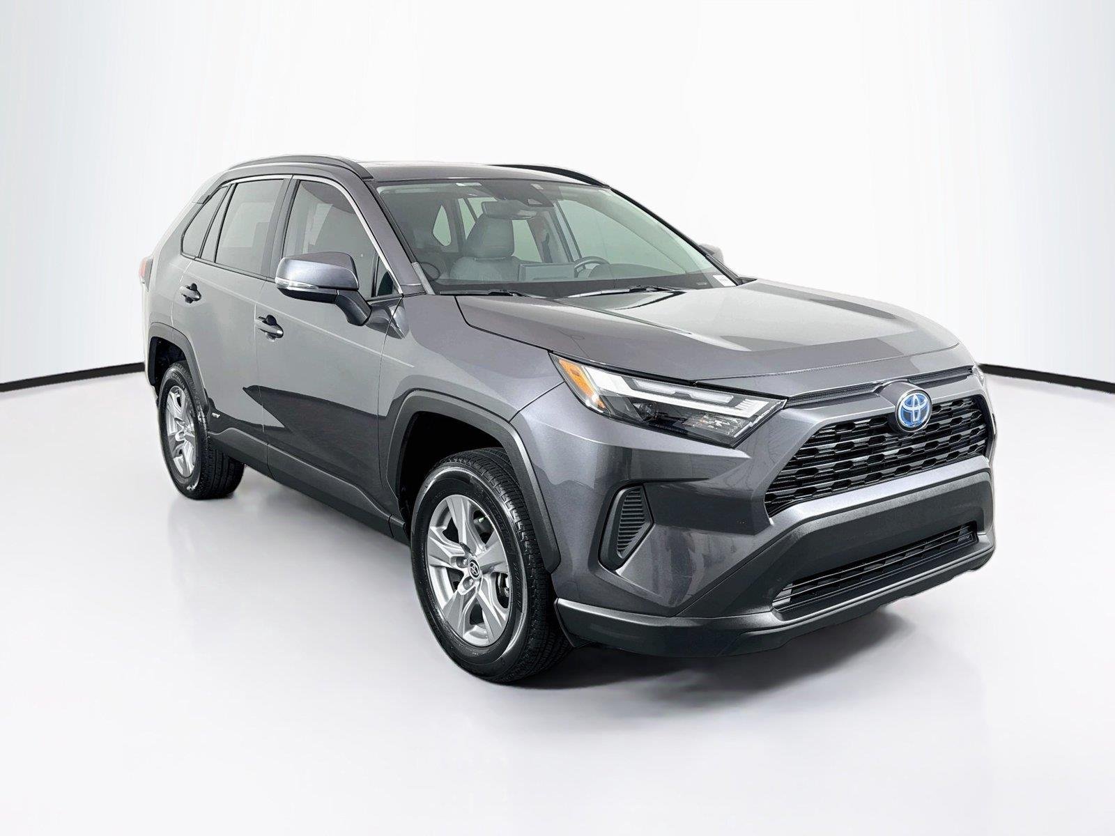 Certified Used 2022 Magnetic Gray Metallic Toyota XLE image 9