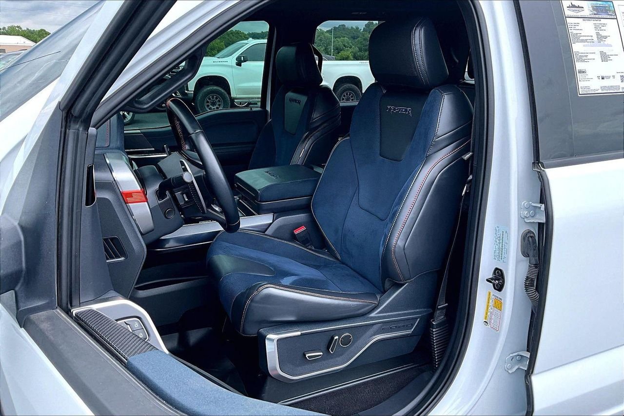 Used 2023 Oxford White Ford Raptor image 24