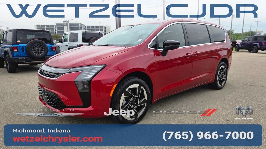 New 2027 Red Hot Pearl-Coat Exterior Paint Chrysler Limited image 3