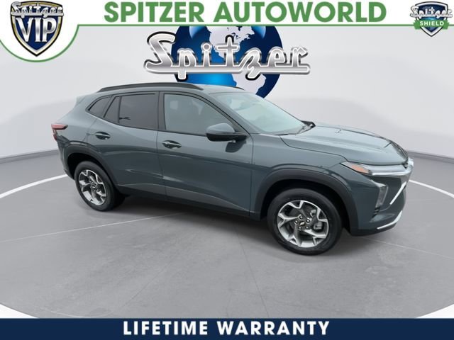 2026 Chevrolet Trax LT - 8