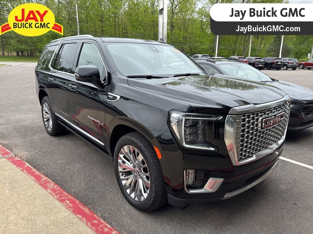 2021 GMC Yukon 4WD Denali's photo