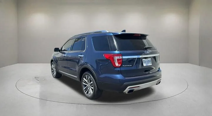 Certified Used 2017 Blue Ford Platinum image 4