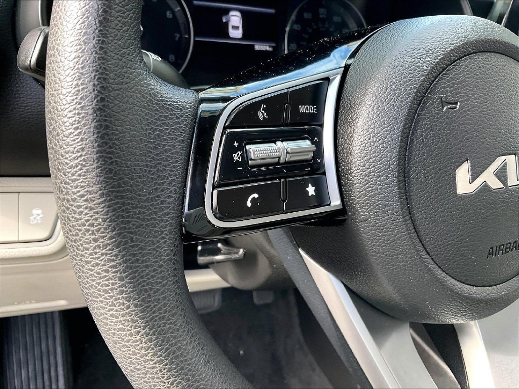 Used 2023 Gray Kia LXS image 22