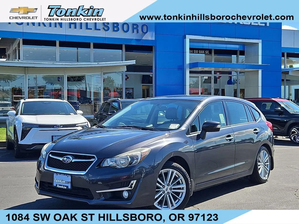 Used 2015  Subaru 2.0i Limited image 1