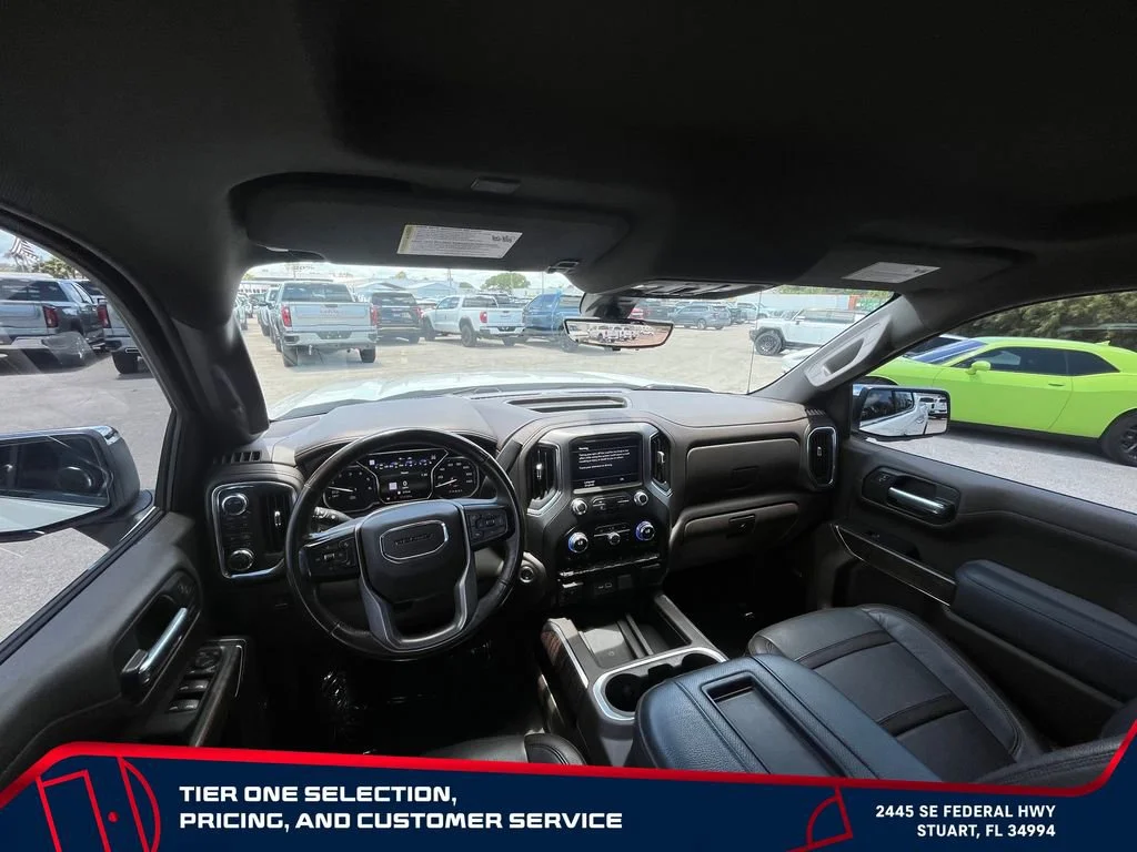 Used 2021 WHITE FROST TRICOAT GMC Denali image 29