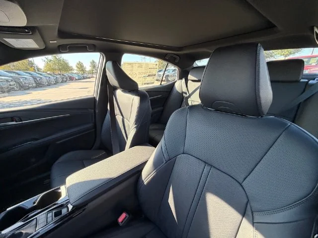 New 2026 Heavy Metal with Midnight Black Metallic roof Toyota XSE image 10