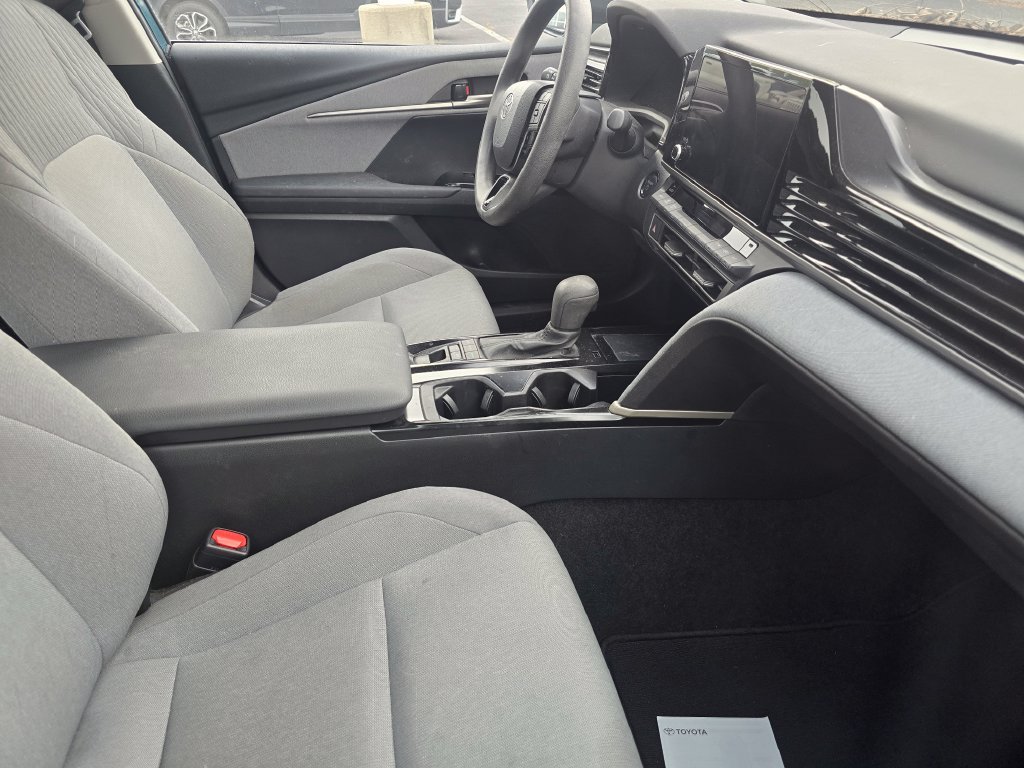 Used 2025  Toyota LE image 14
