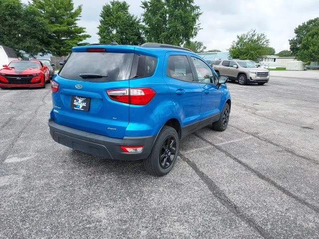 Used 2019 Blue Ford SE image 4