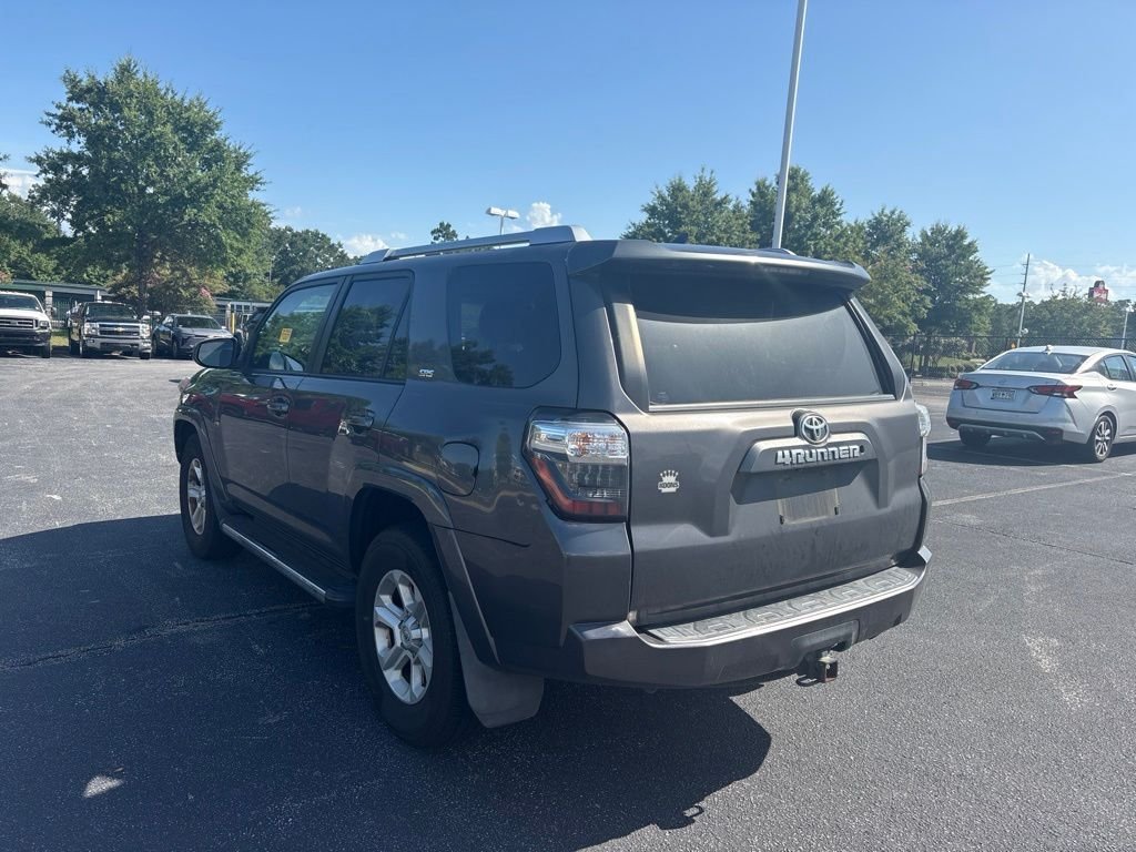 Used 2015 Gray Toyota SR5 image 5