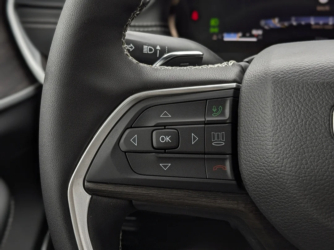 New 2026 Black Jeep Limited - - 4x4 - 20 Gloss Black Wheels - Luxury Tech II - Remote Start & More! image 19