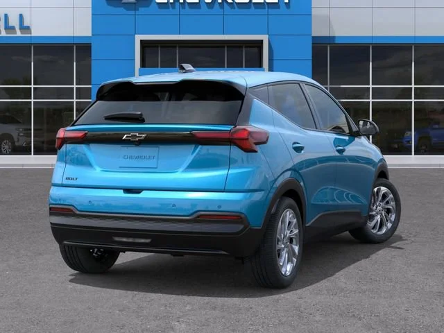 2027 Chevrolet Bolt LT - Photo 4