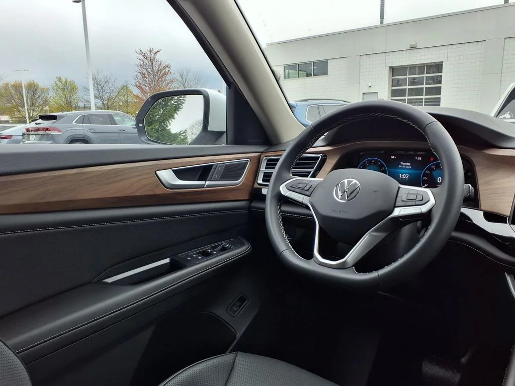 New 2026 Opal White Pearl Volkswagen SE w/Technology image 21