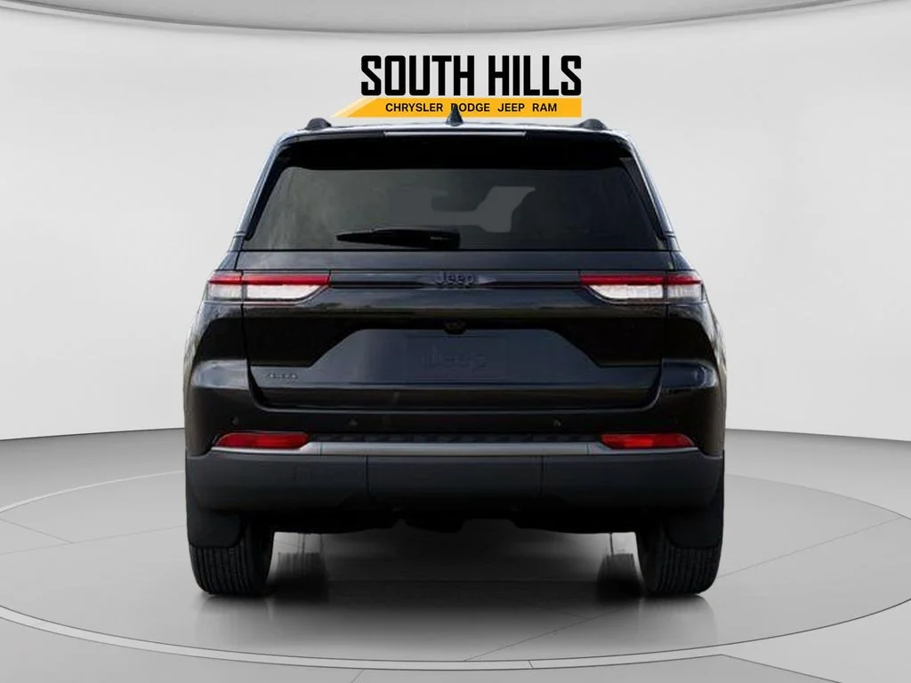New 2026 Black Jeep Laredo Altitude image 7