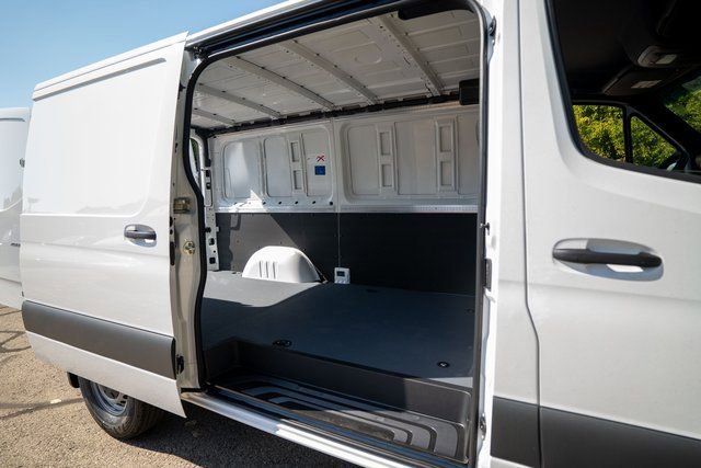 New 2026 Arctic White Mercedes-Benz Cargo 144 WB image 58