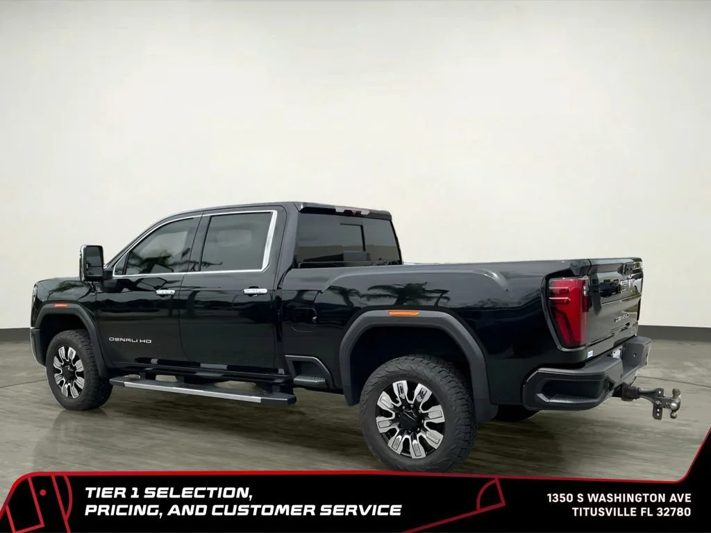 Used 2024 Onyx Black GMC Denali image 6