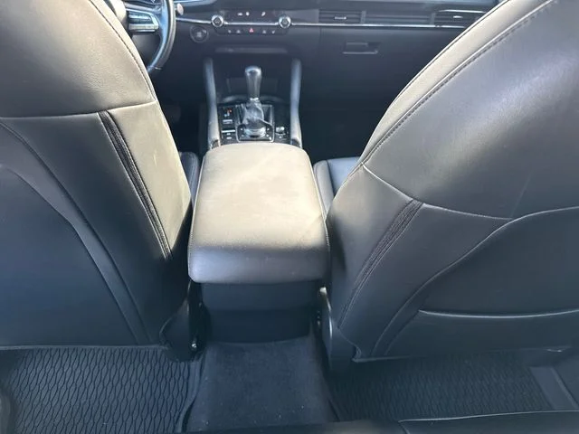 Used 2020 White Mazda Preferred image 17