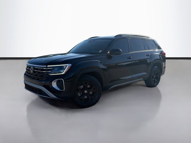 2024 Volkswagen Atlas 2.0T Peak Edition SEL