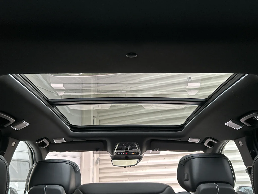 2026 Cadillac VISTIQ Luxury - Photo 12