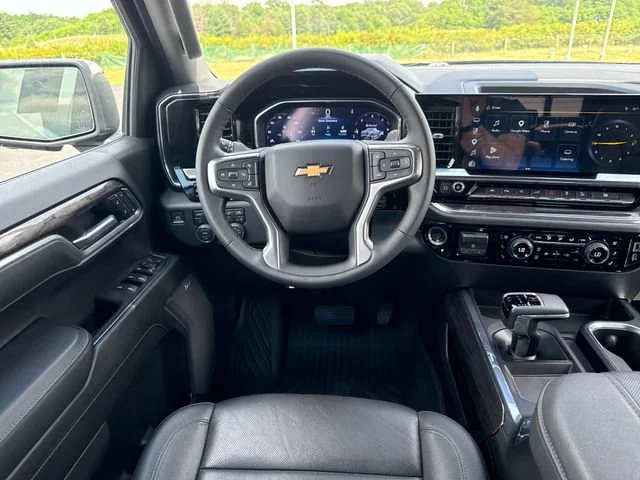 Used 2025 Black Chevrolet LTZ image 14