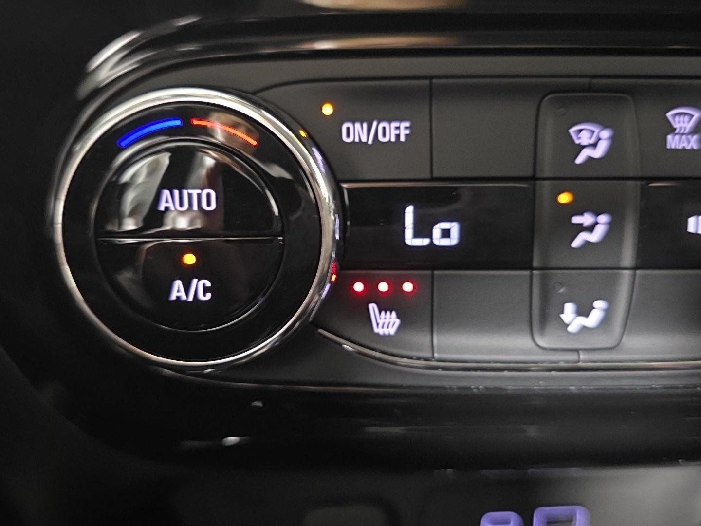 Used 2024 Cacti Green Chevrolet ACTIV image 16