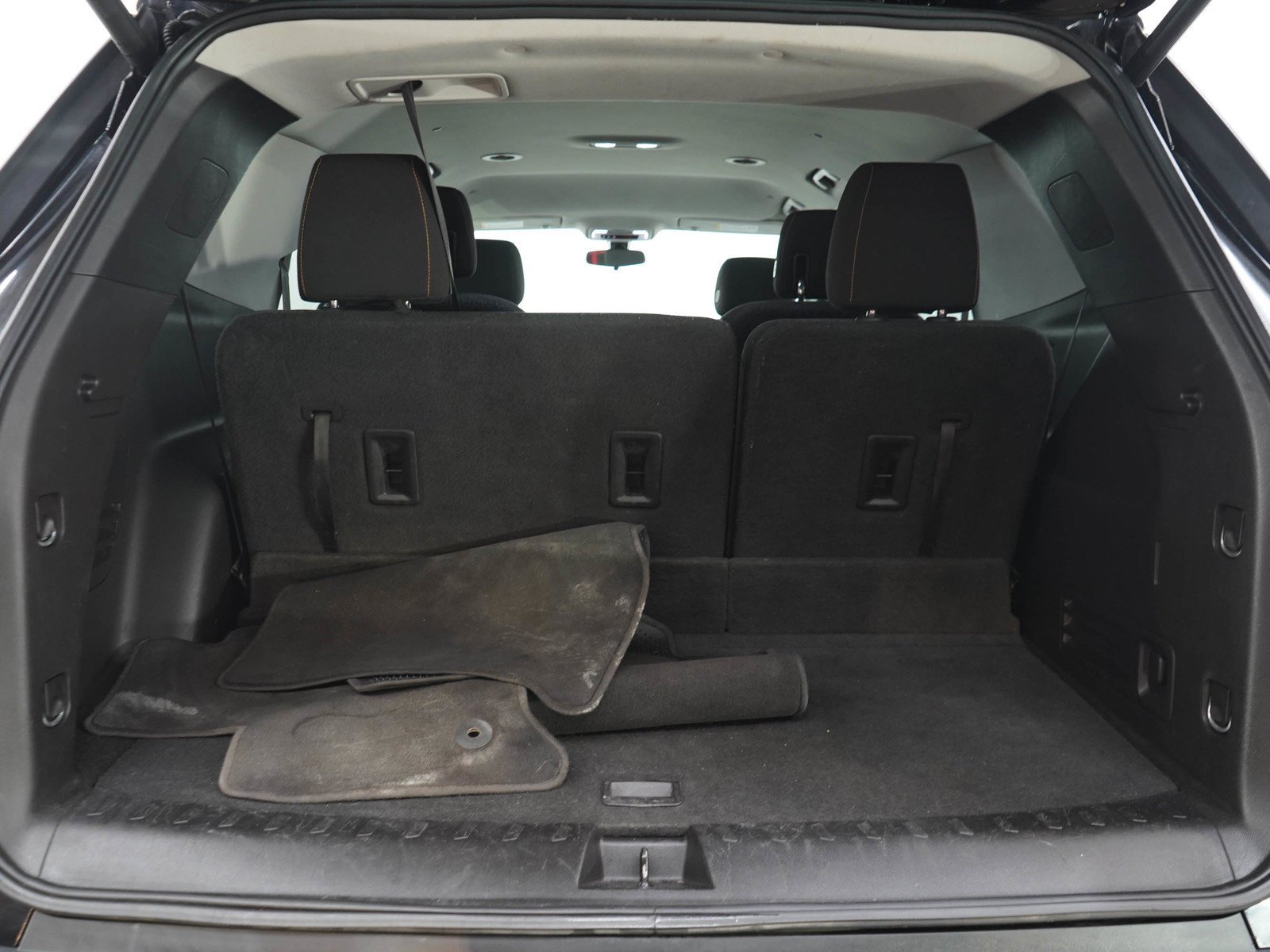 Used 2018 Mosaic Black Metallic Chevrolet Cloth w/1LT image 9